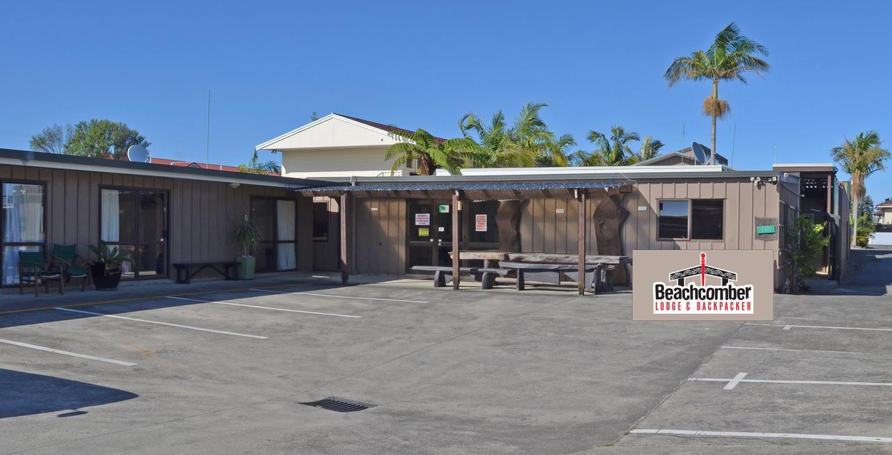 Beachcomber Lodge & Backpacker Каитаиа Экстерьер фото