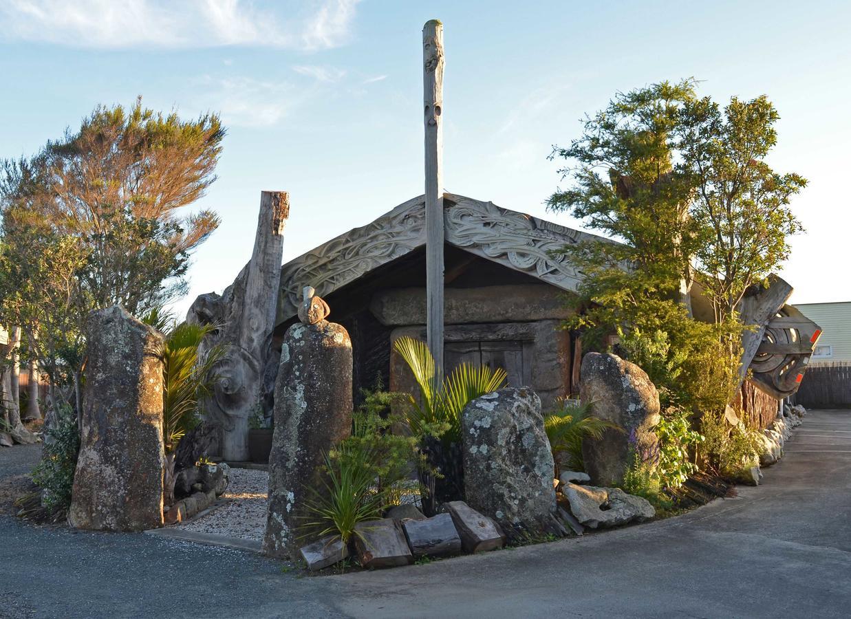 Beachcomber Lodge & Backpacker Каитаиа Экстерьер фото